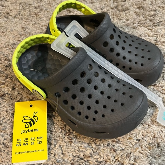 Joybees Black Toddler Shoes NWT Size 8/9 - Picture 1 of 6